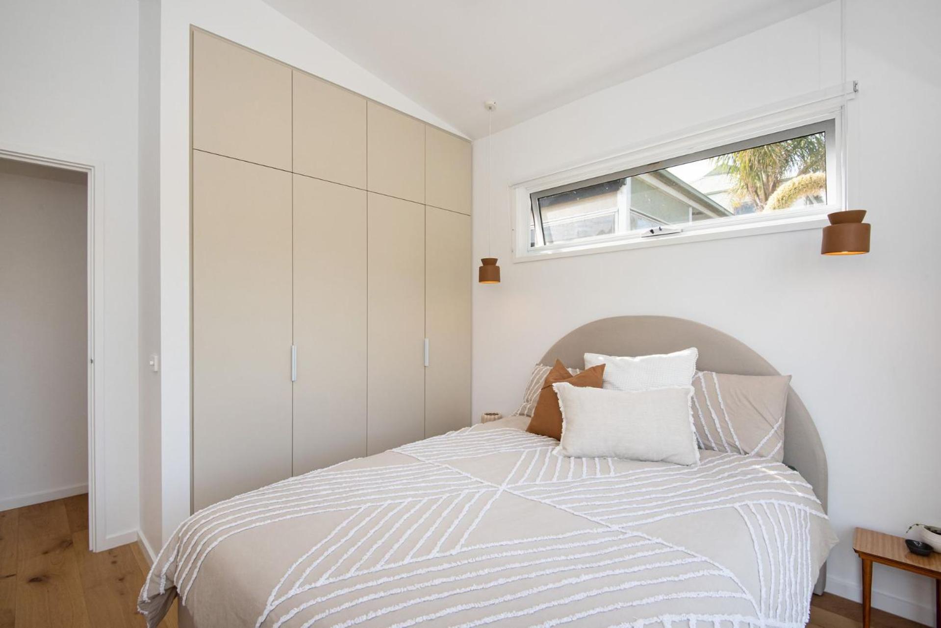 Chic Seaside Gem * Safety Beach